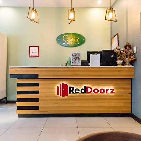 Reddoorz Plus @ Tayuman マニラ市 エクステリア 写真